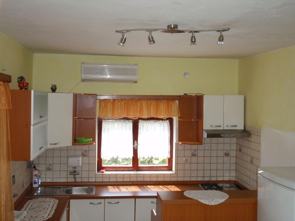 Apartments Ariana Pag Town Chambre photo